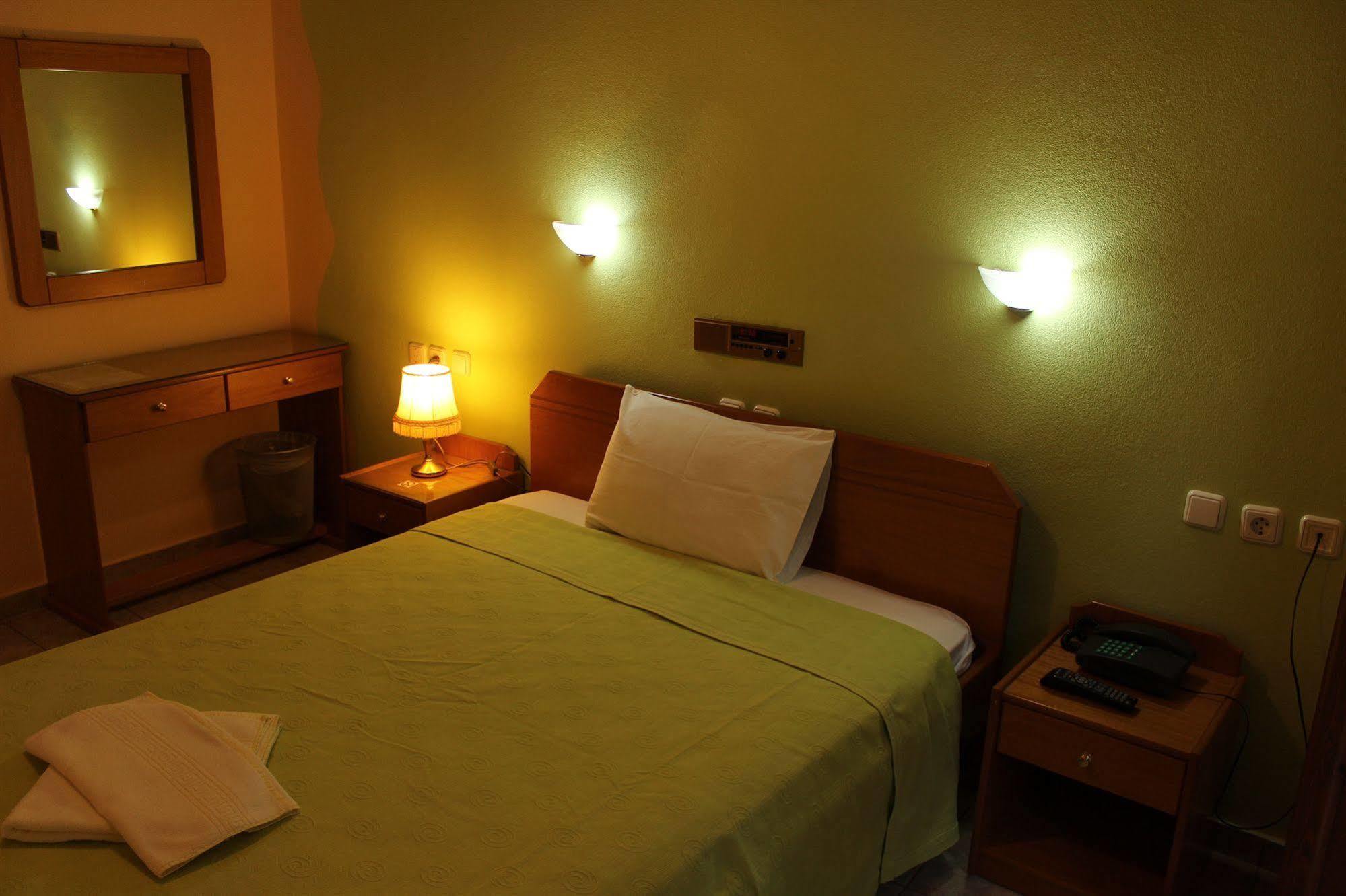 Guesthouse Papastathis Kalambaka Esterno foto